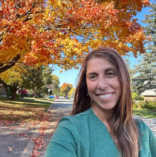 anna idelo-tal walking among fall colors